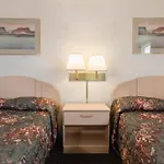 Dubois Manor Motel