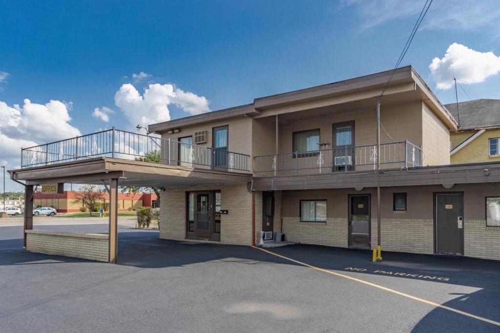 Motel Manor DuBois